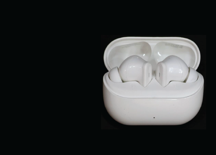 The Evolution and Innovation of AirPods Technology